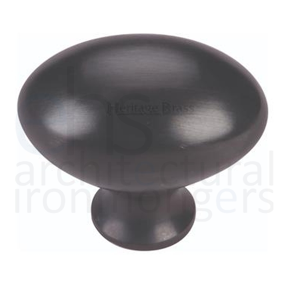 C114 38-BKMT • 38 x 15 x 32mm • Matt Black • Heritage Brass Oval Cabinet Knob